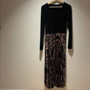 Elie Tahari Black and Brown Patterned Long Sleeve Dress
